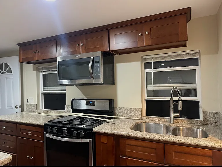 3933 Marine View Ave #A — Photo 4