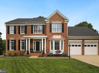 4348 Glastonbury Ct, Dumfries, VA 22025