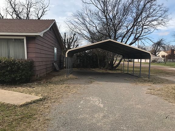 2-Car Carport, Fenced Yard