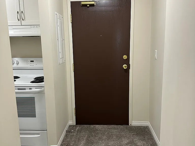 2911 109th St NW — Photo 9