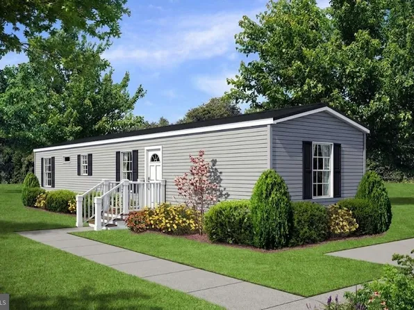 200 W Burkholder Dr Trailer 8, Lititz, PA 17543