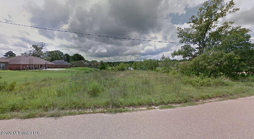 1st image of A1 Meadow Dr