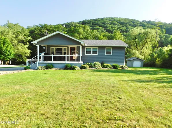 3004 Homers Gap Rd, Altoona, PA 16601