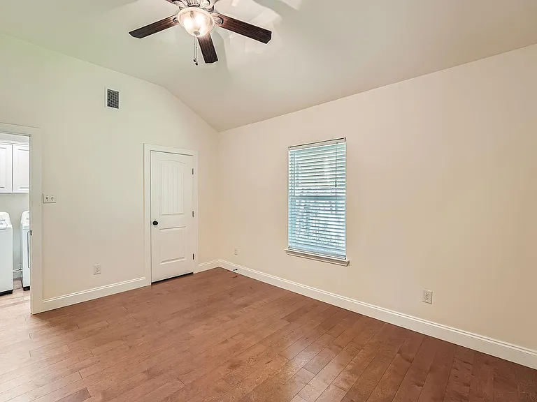 2929 E Martin Luther King Jr Blvd — Photo 15