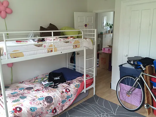 Rented by Realty Collective | media 9