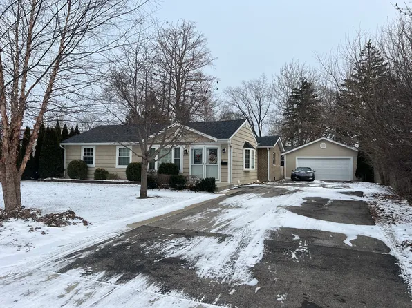 (undisclosed Address), Carpentersville, IL 60110
