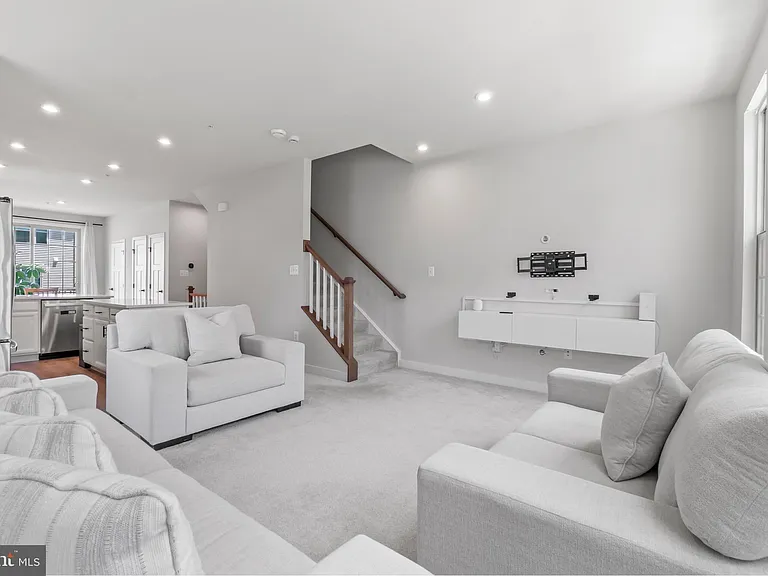 9826 Posterity Ln — Photo 17