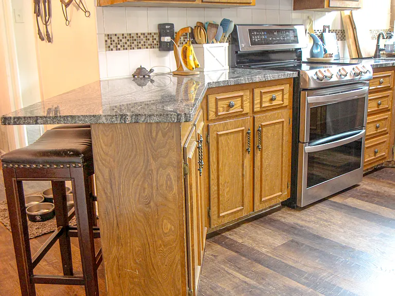 3625 Wildewood Dr — Photo 6