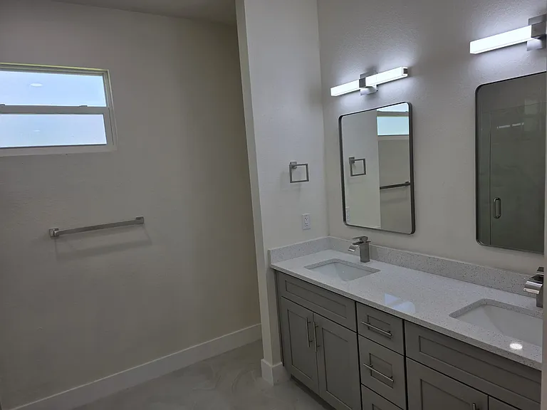735 Dudley Ave S #735 — Photo 13