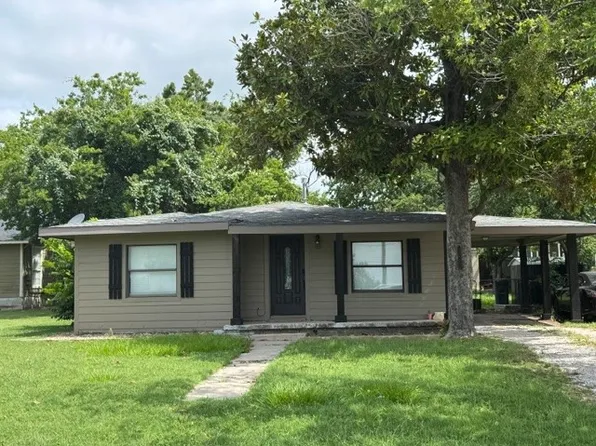 913 Jameson St, Weatherford, TX 76086