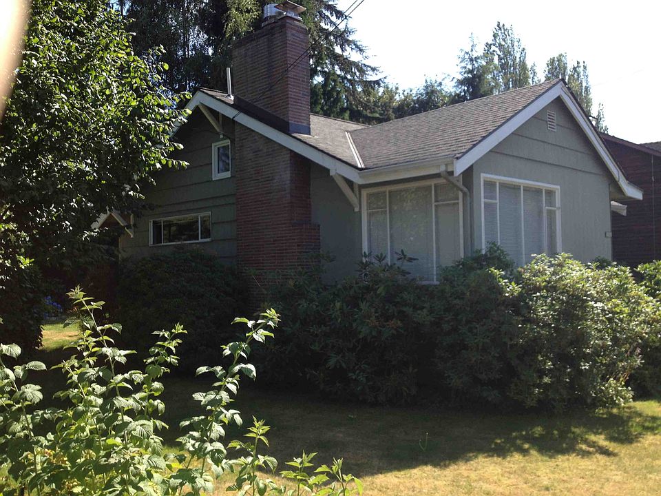 2nd image of 1059 NE 92nd St