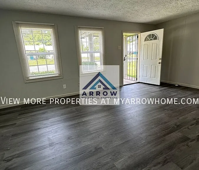 6234 Hancock Ave — Photo 8