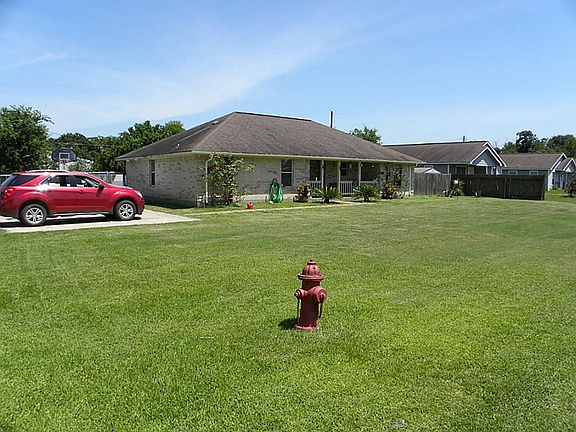 Nice big yard since this home is on 2 lots!