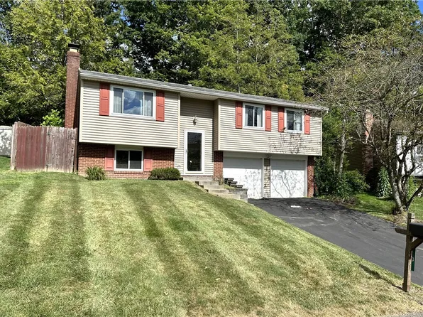 3 Lou Anne Ln, Delmont, PA 15626