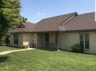 2601 Grinnell Dr, Perryton, TX 79070