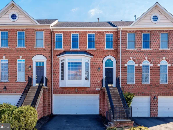 4049 Stewarts Bridge Ct, Fairfax, VA 22033