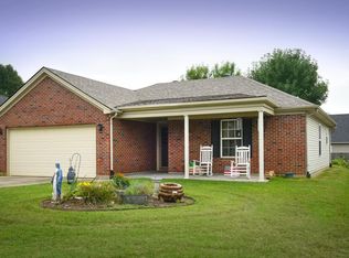 2555 Landing Ter, Owensboro, KY 42303