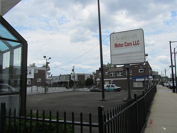 2nd image of 6553 Frankford Ave