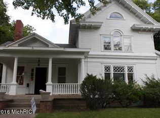 83 River St, Hillsdale, MI 49242
