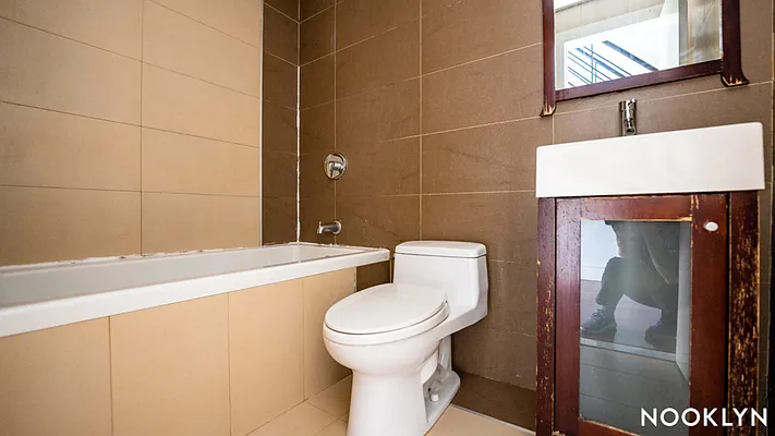 Rented by Nooklyn NYC LLC | media 24