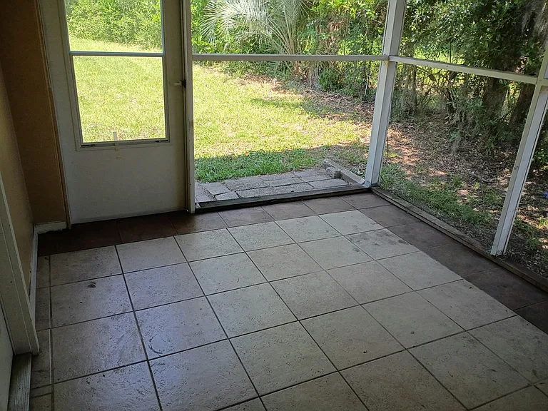 Screened patio