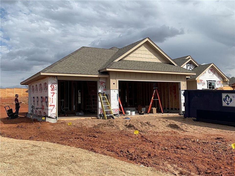1st image of 2717 SE 20th Cir
