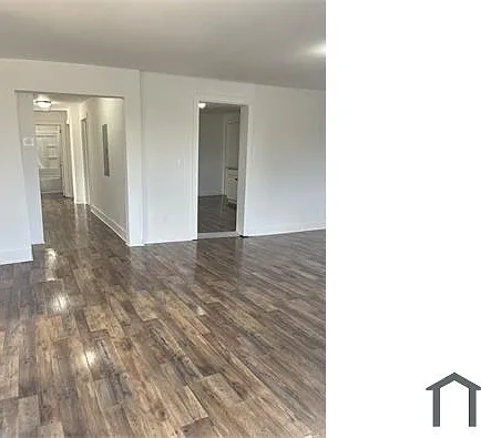 5300 Avenue I — Photo 2