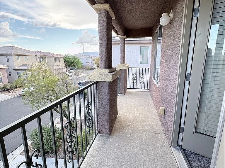 5014 Golden Antelope Way — Photo 35