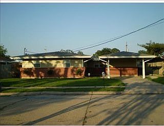 2nd image of 4935 Lurline St