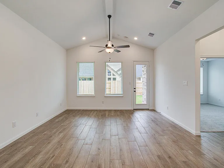7231 Yarrow Blossom Ct — Photo 4