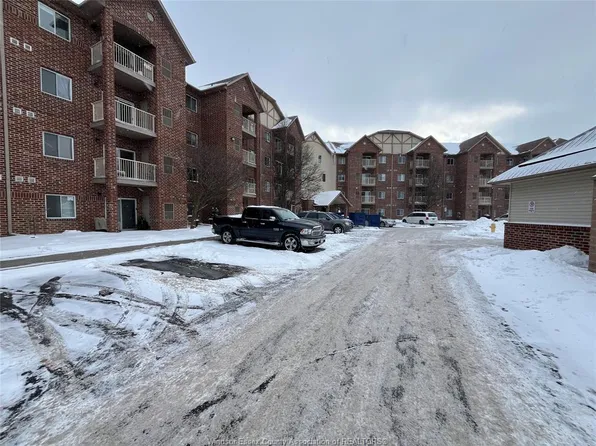 3160 Wildwood Dr, Windsor, ON