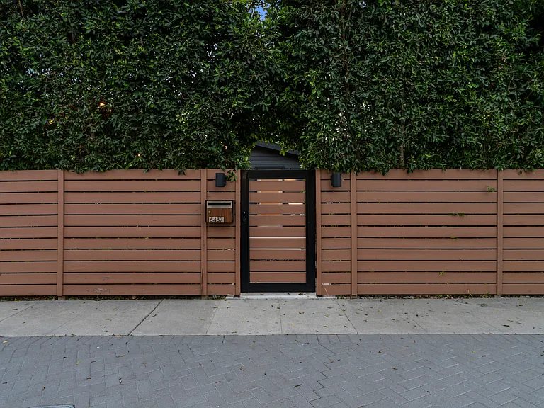 6437 Oakdale Ave — Photo 2