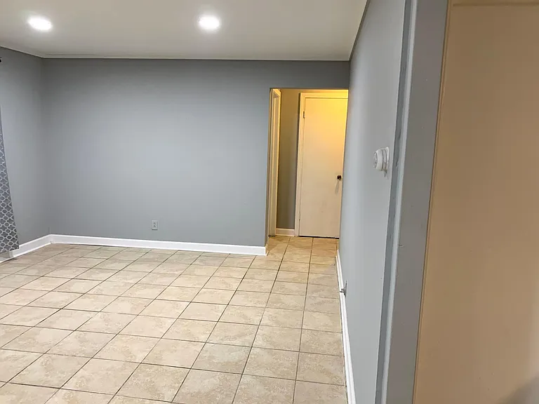 142 Peach St — Photo 12