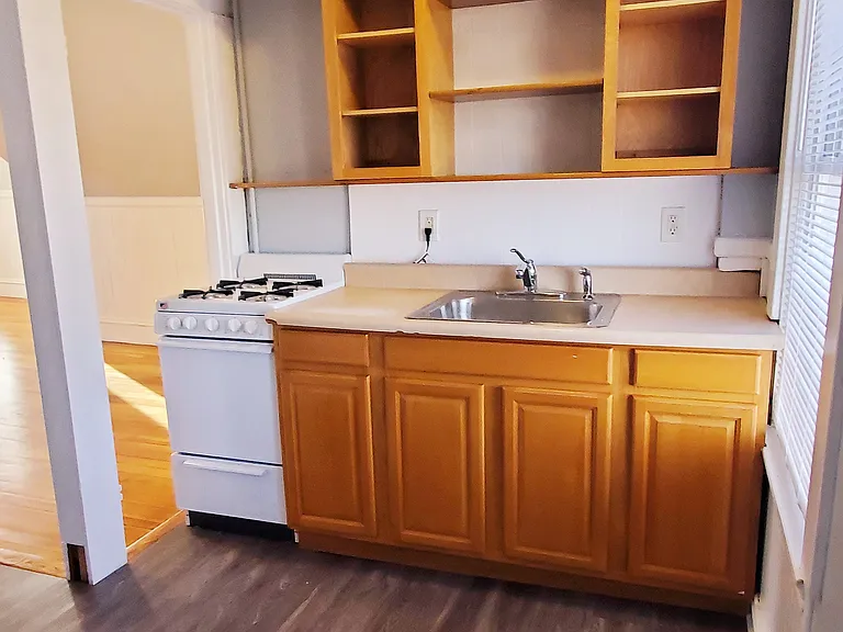 103 Stephen St #4 — Photo 7