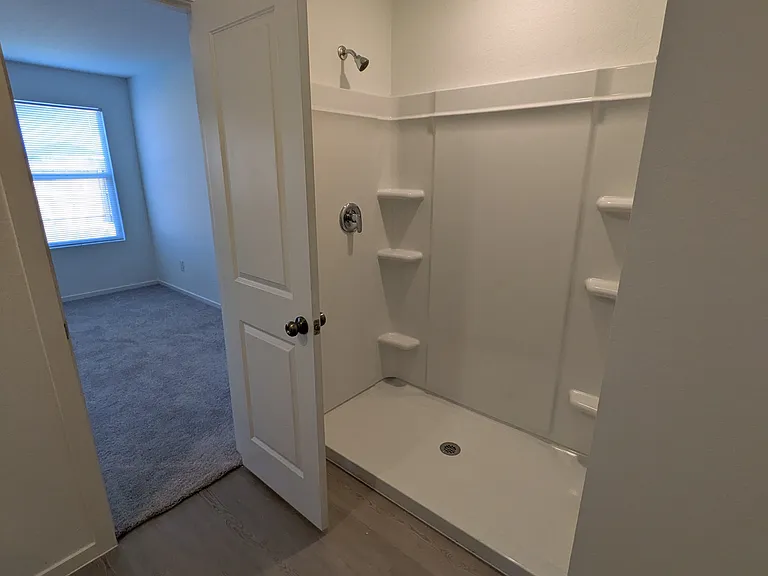 207 Pastar Fls — Photo 5
