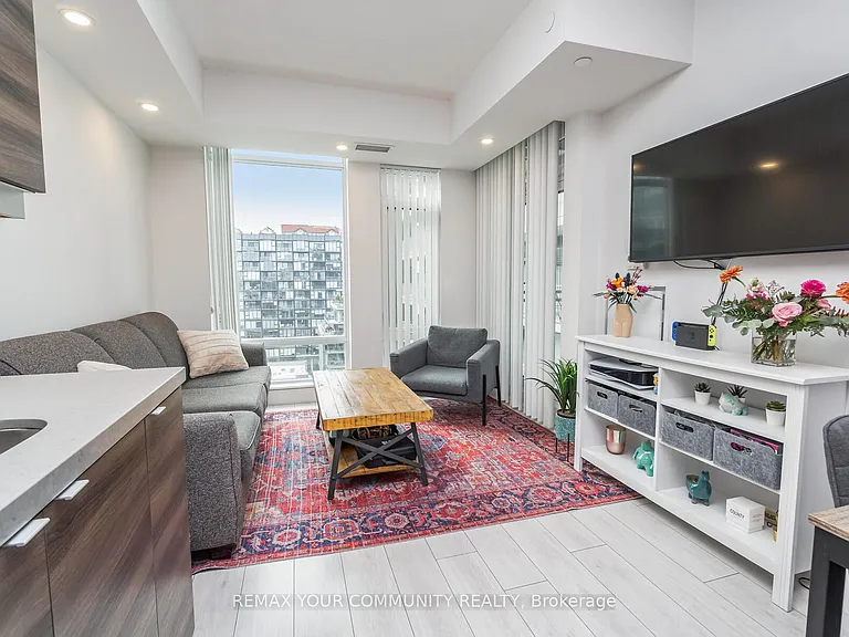 525 Adelaide St W #1518 — Photo 7