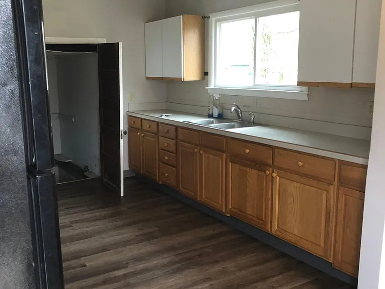 6274 Waterloo Rd — Photo 7