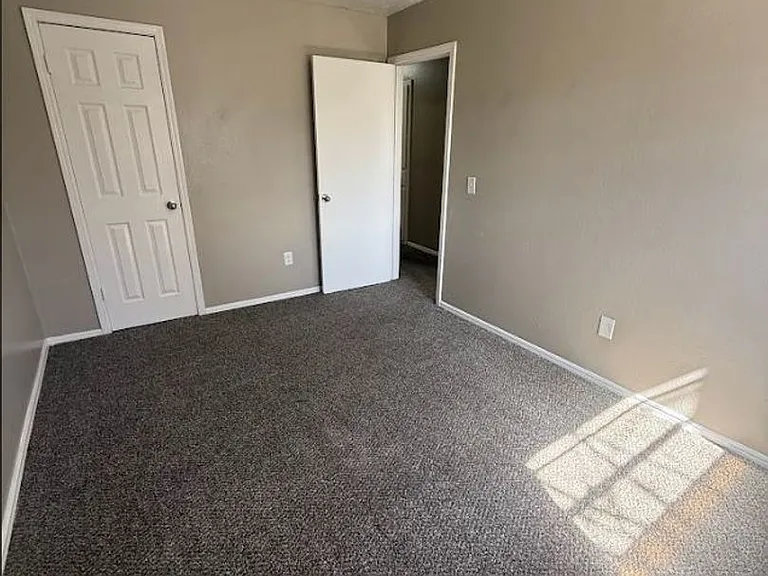 3024 Hillside Dr — Photo 21