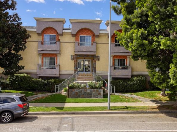 7035 Woodley Ave UNIT 204