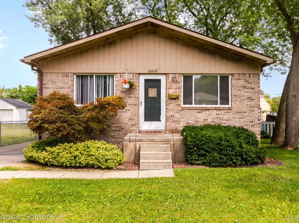 18820 Centralia, Redford, MI 48240