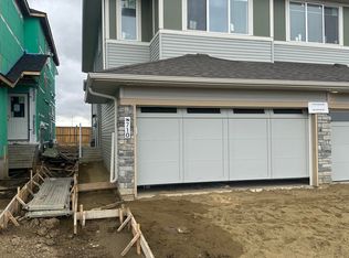 710 22nd St NW, Edmonton, AB T6T2R6