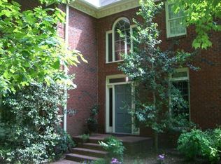 711 Oak Crest Dr, Chapel Hill, NC 27516