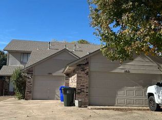 102 Harvard Rd #102, Norman, OK 73072