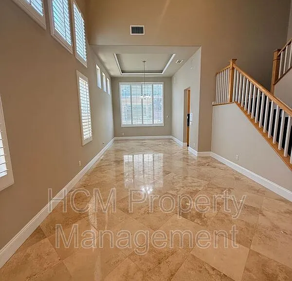 36 Middleton — Photo 5