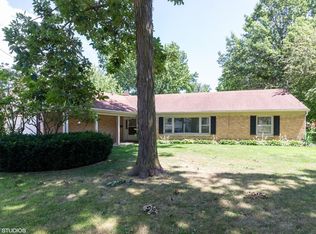 316 N State St, Genoa, IL 60135