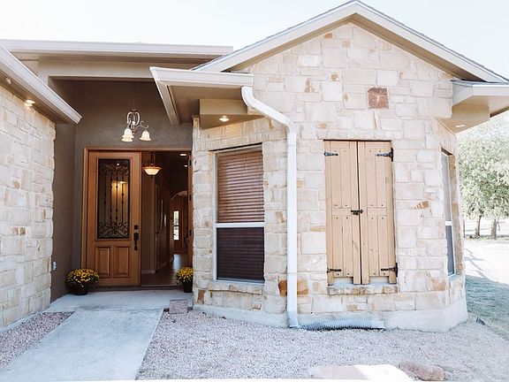 4th image of 2515 Rogers Cir