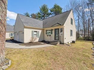 8 Chickadee Ln #8, Kennebunk, ME 04043
