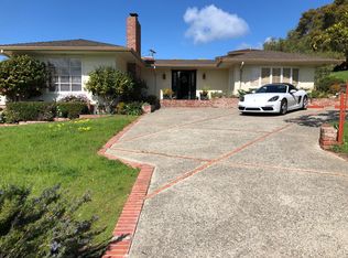 25900 Rio Vista Dr, Carmel, CA 93923