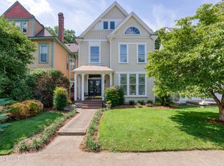 1725 Rosewood Ave, Louisville, KY