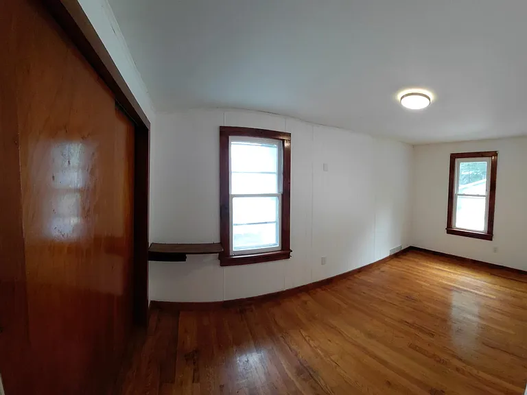 32 Haendel St #1 — Photo 6